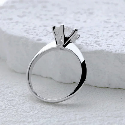 Moiss Round Silver